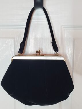 Vintage Garay Velvet & Mother of Pearl Frame Clutch Bag
